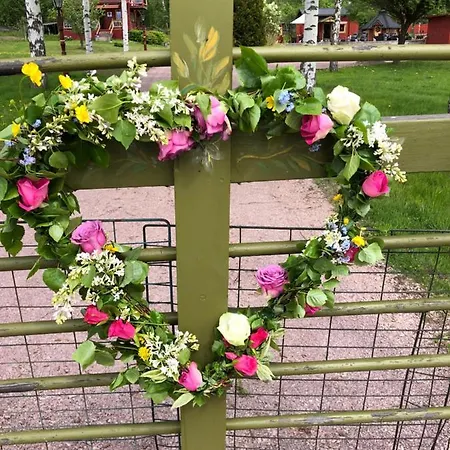 Mysigt Boende I Raettvik Med Utsikt Oever Siljan Exterior photo
